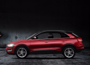 众泰汽车SR7打造高质量SUV，让一切出行问题迎刃而解！