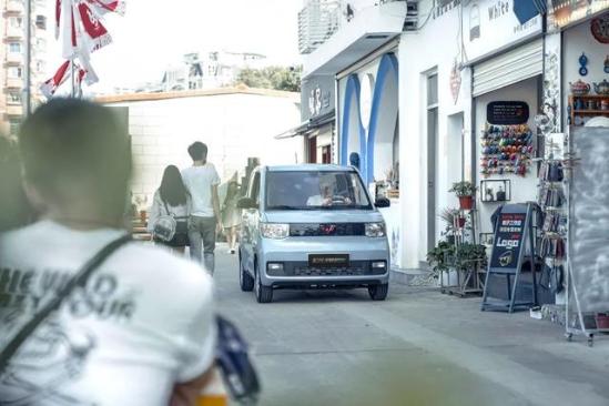 五菱又一款神车来了,“人民的代步车”宏光MINI 电动车